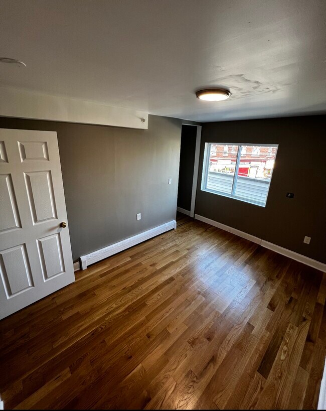 Building Photo - 77 Wood Ave