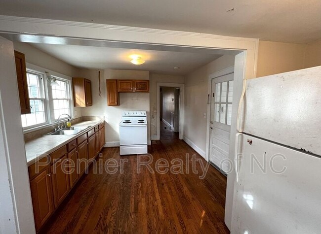 Building Photo - 3750 US Hwy 158