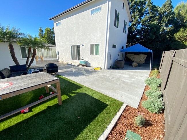 Primary Photo - 4BD/2BA on Montezuma!