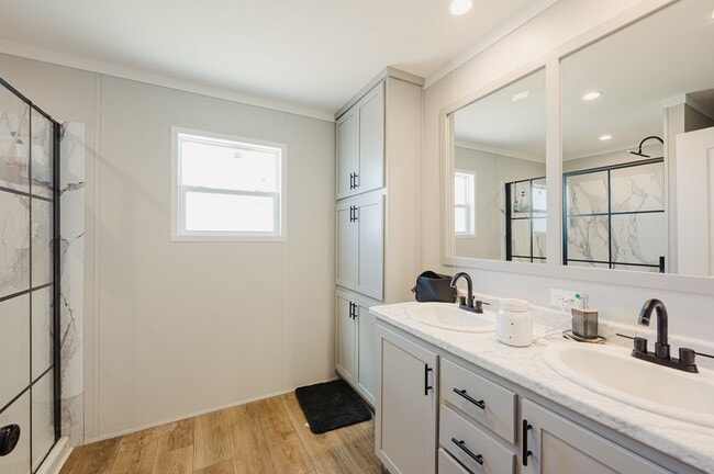 Building Photo - 13507 W County Rd 171