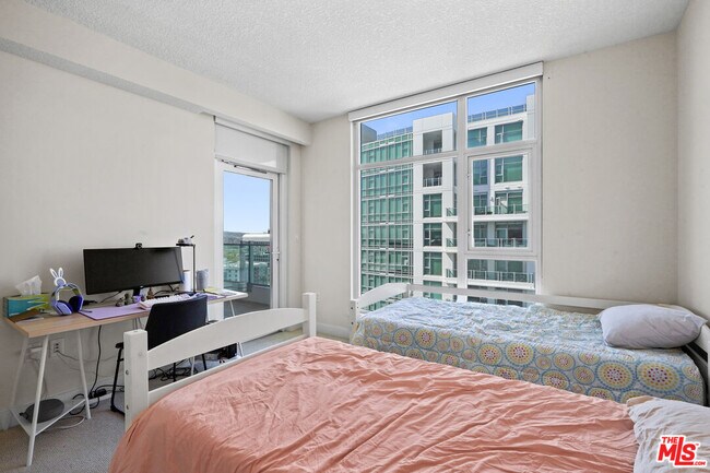 Building Photo - 3141 Michelson Dr