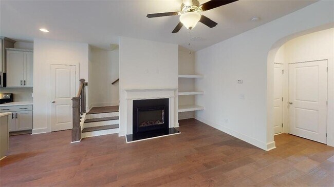 Building Photo - 6414 Shalks Xing Dr