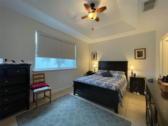 Building Photo - 5440 NW 107th Ave