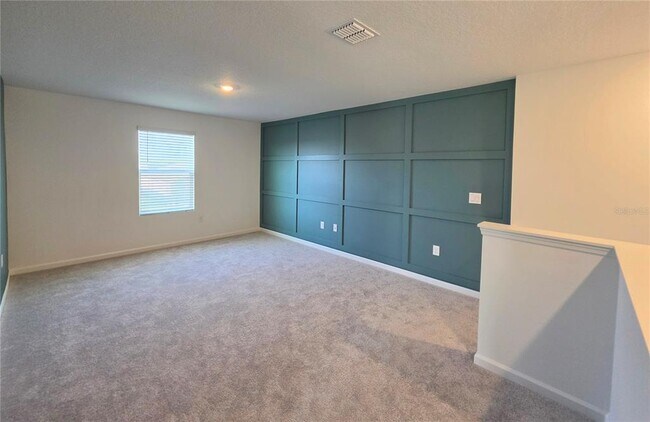 Building Photo - 5126 Magnolia Palm Dr