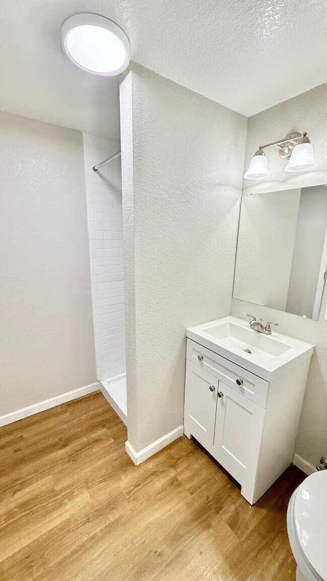 FullSizeRender (14) 1 - Table Mountain Townhomes