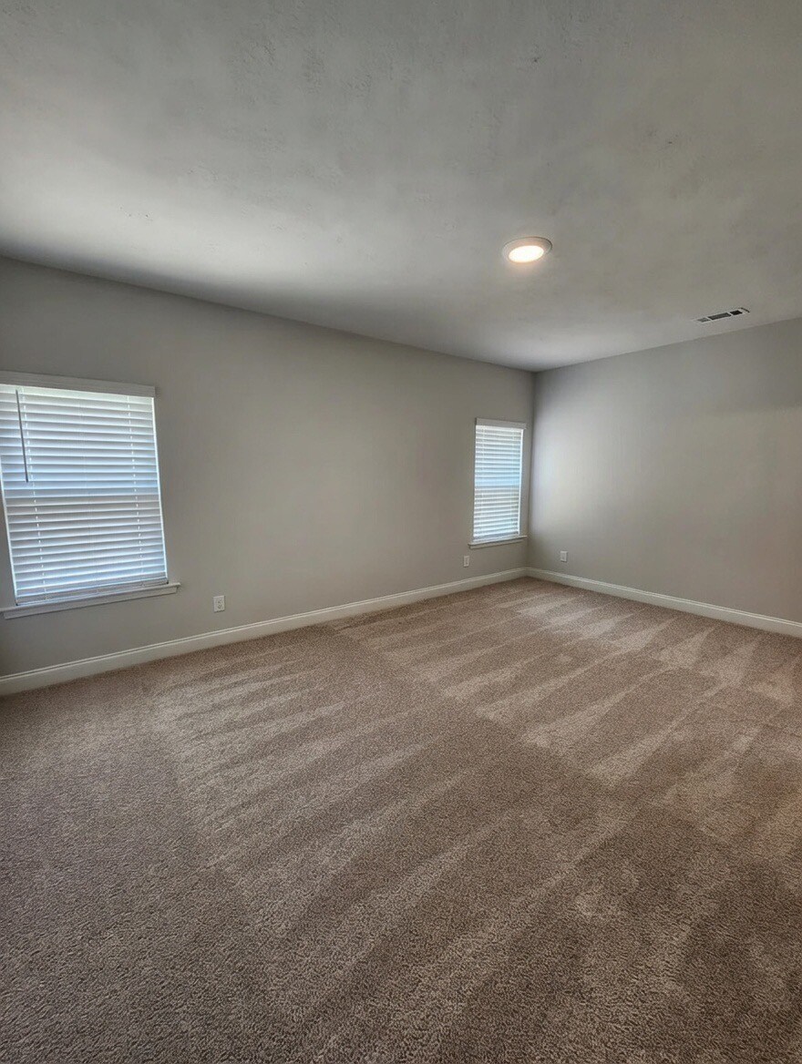 Building Photo - 4137 Fringetree Loop