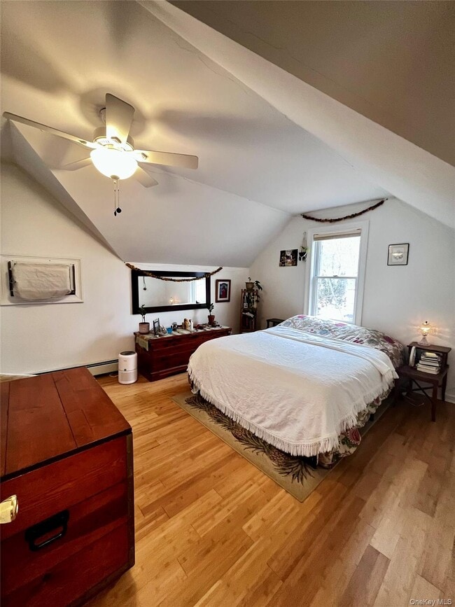 Building Photo - 16 Yeoman Ln