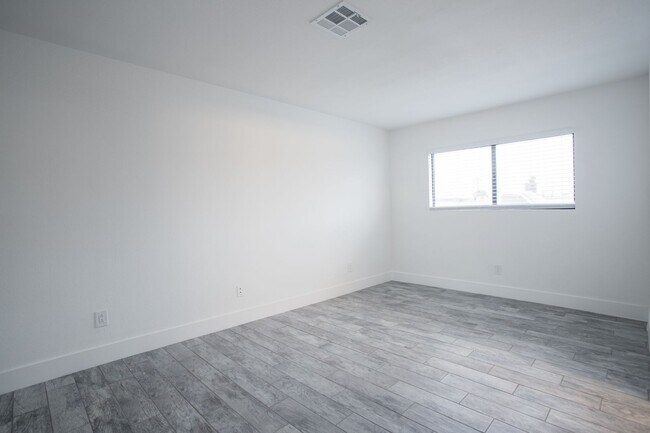 Building Photo - 32955 Canyon Vista Rd