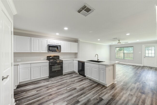Building Photo - 1810 Adobe Stone Dr