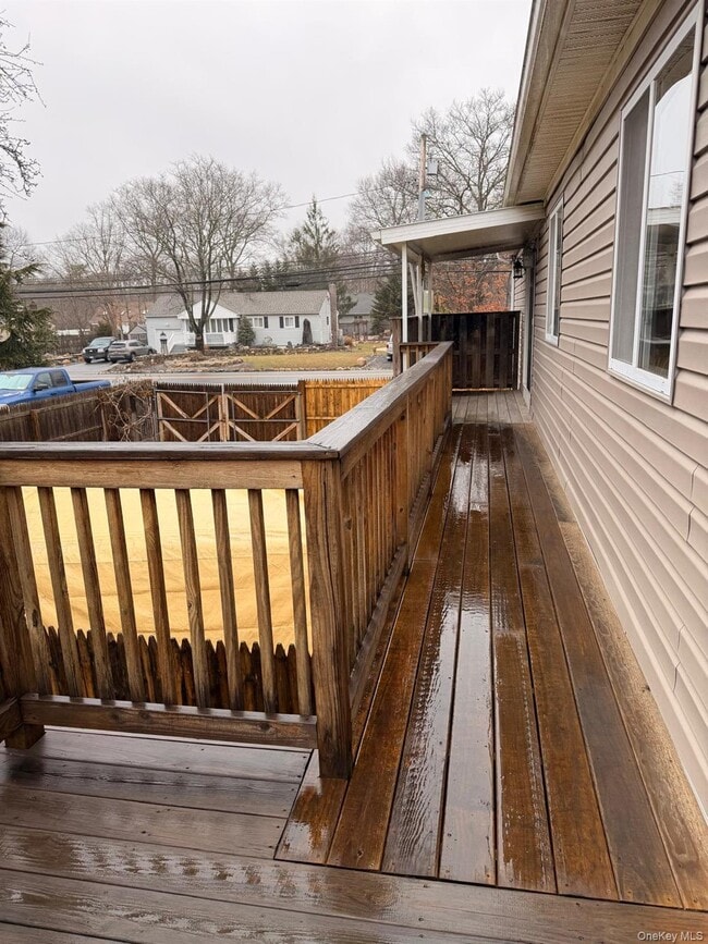 Building Photo - 740 Church St