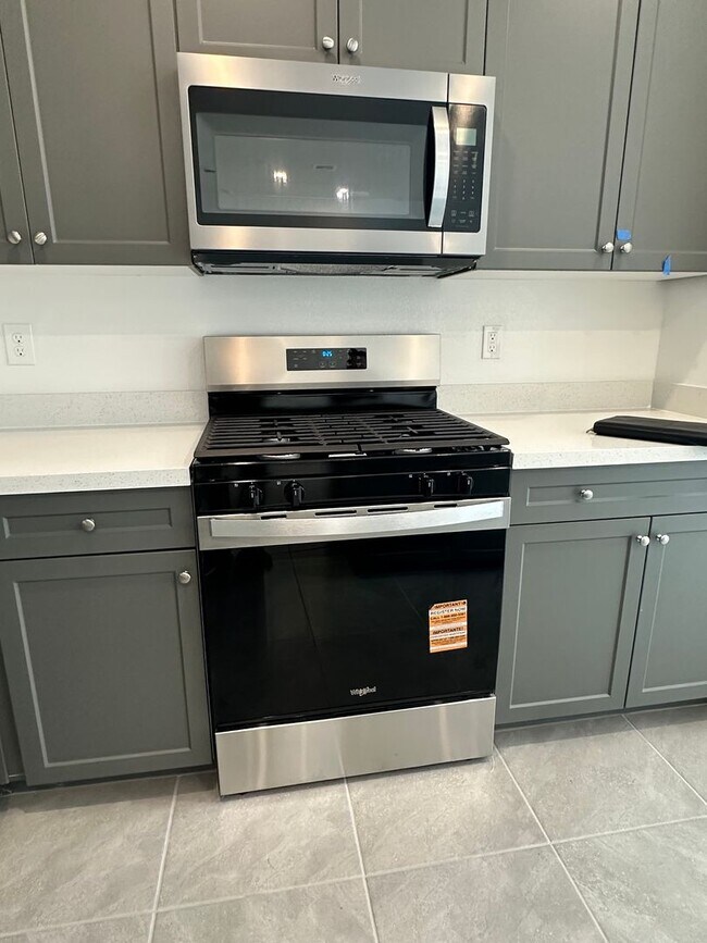 Building Photo - New Construction, 3 Bed, 2 Bath Townhome in Union Village