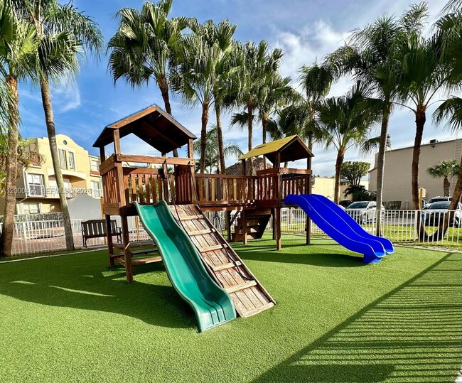 Building Photo - 8675 NW 5th Terrace