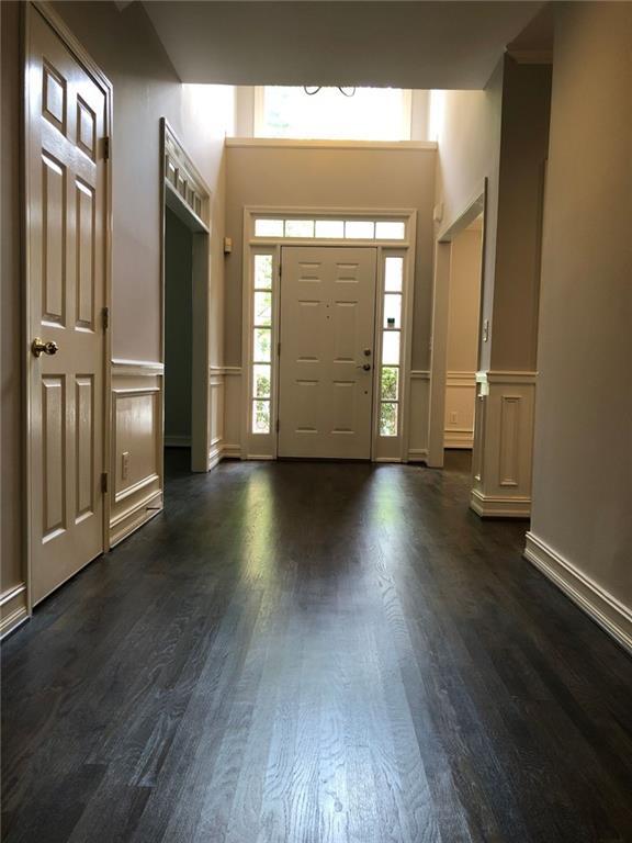 Building Photo - 2242 Lenox Walk NE