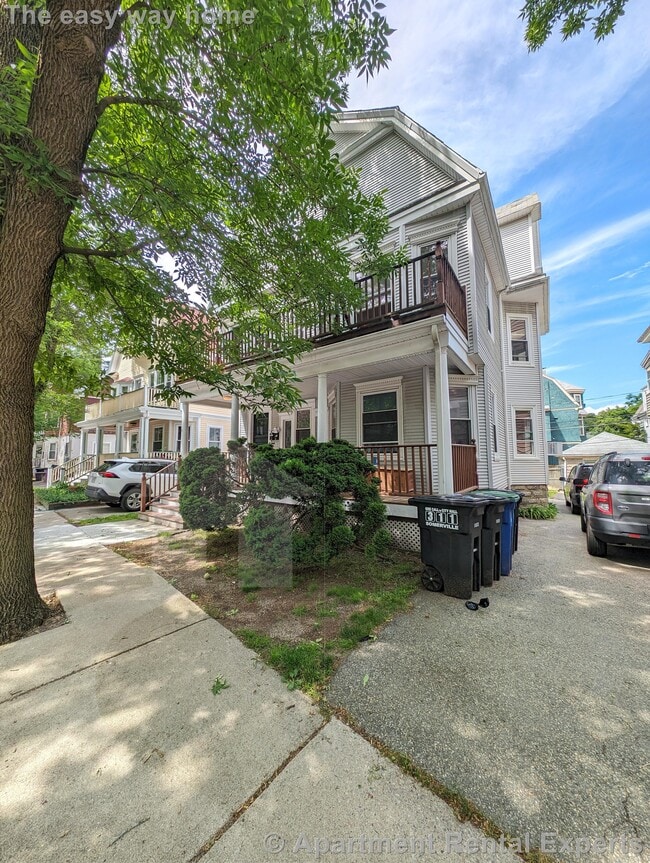 Building Photo - 41 Ossipee Rd