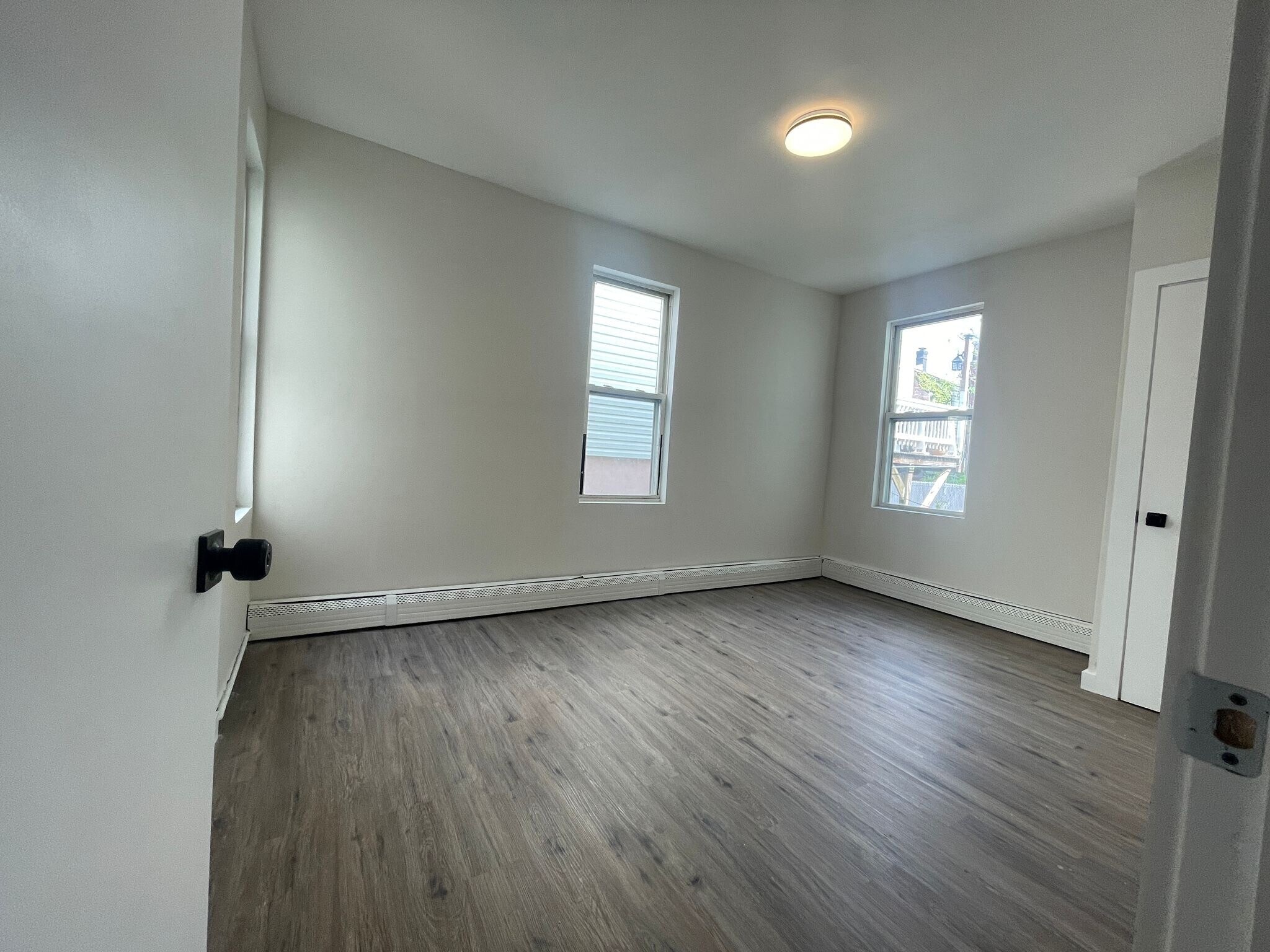 Unit 1 - 56 Atlantic St