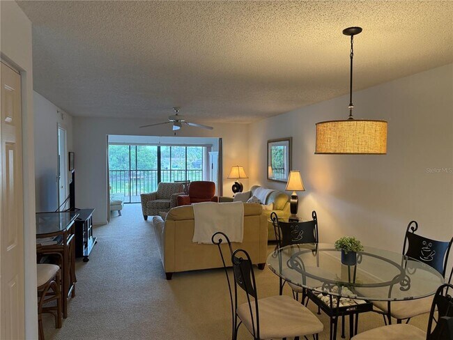 Building Photo - 5555 Ashton Lake Dr