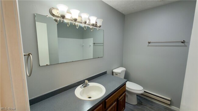 Building Photo - 229 Brunswick Dr