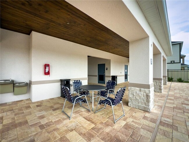 Building Photo - 640 Pothos St