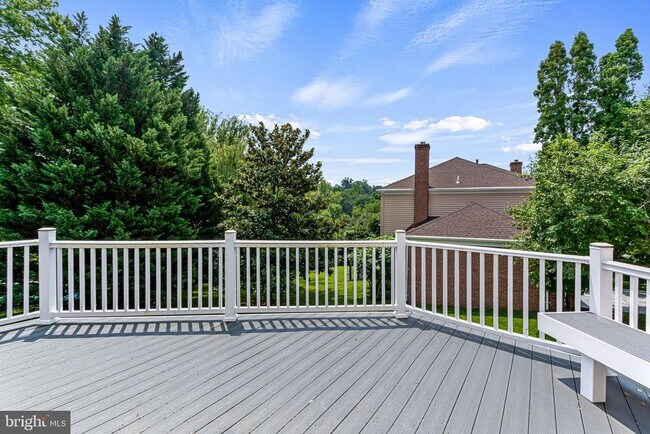 Building Photo - 7416 Royal Dominion Dr