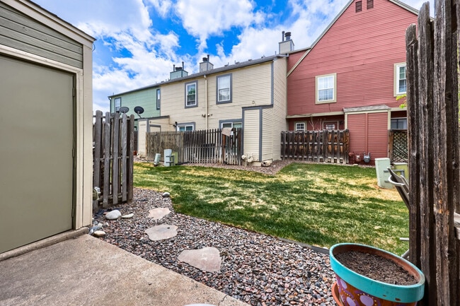 Building Photo - 14344 E Hawaii Cir
