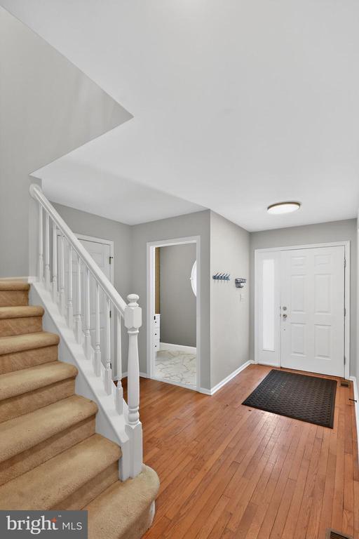 Building Photo - 74 Castleton Rd