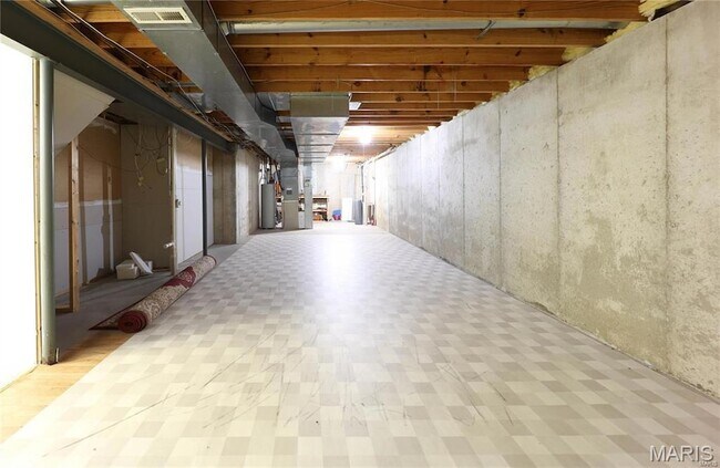 Building Photo - 226 Cheval Square Dr