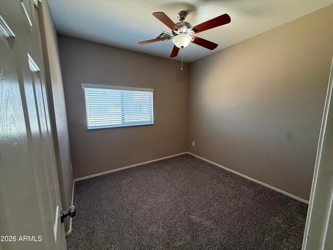 Building Photo - 3892 S Moccasin Trail