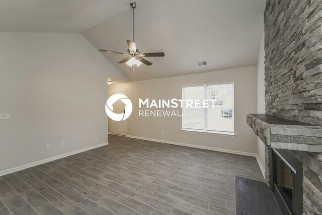Building Photo - 3 Bedroom Pet-Friendly Home in Mooresville, NC with Main Street Renewal