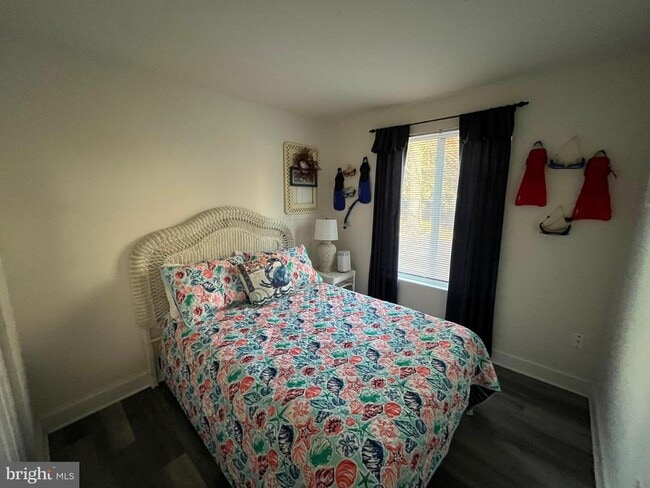 Building Photo - 22740 Holly Way W