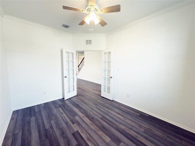 Building Photo - 128 Fiery Skipper Ln