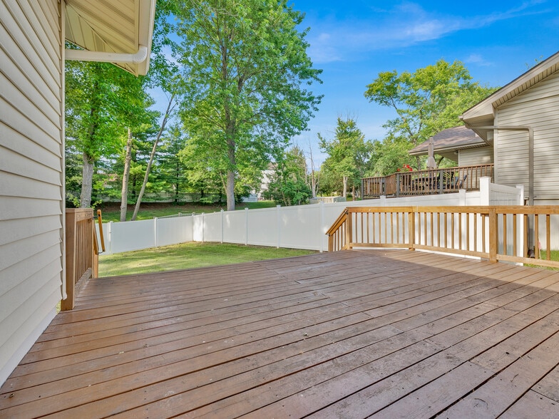 Building Photo - 449 Madrina Ct