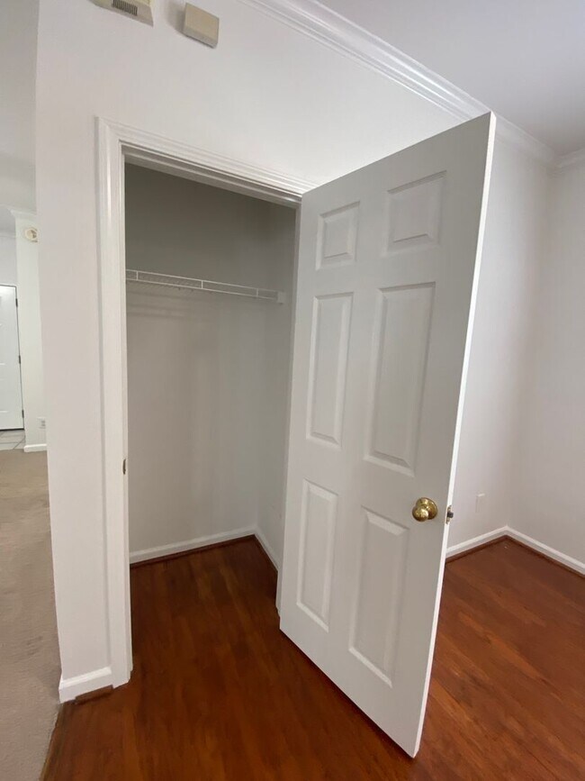 Building Photo - Home for rent in Hoover!!!! Available to V...