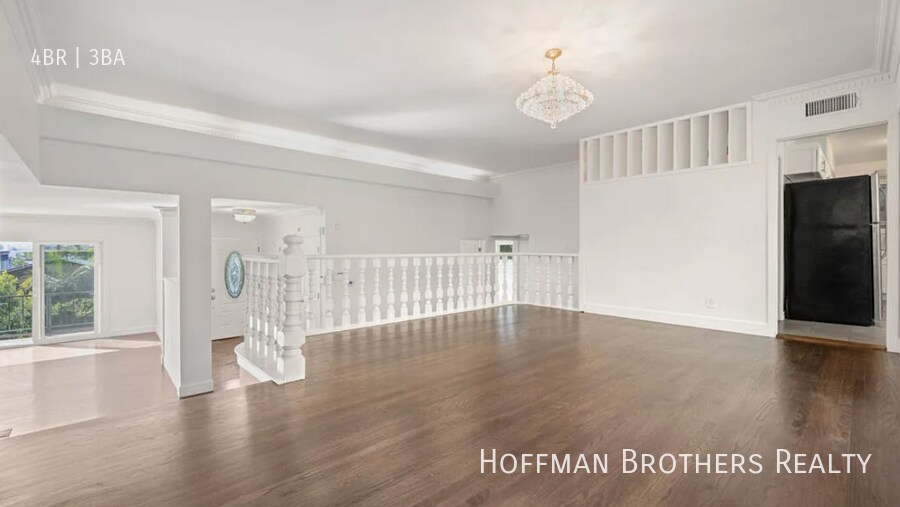 Building Photo - 1222 Daniels Dr