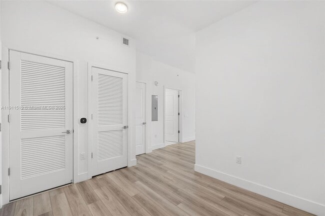 Building Photo - 101 Diplomat Pkwy