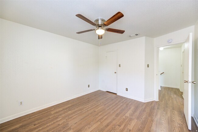 Building Photo - 6500 Sands Point Dr