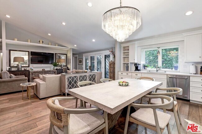 Building Photo - 5721 Tellefson Rd