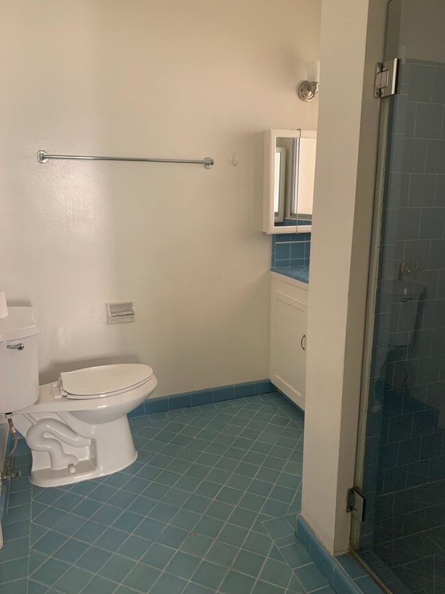 Building Photo - 1142 16th St