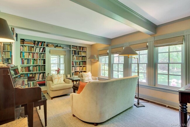 Building Photo - 90 Old Depot Rd