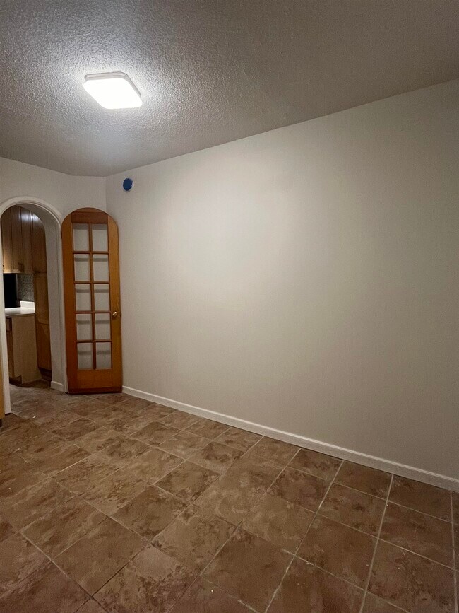 Building Photo - 7004 BLVD E