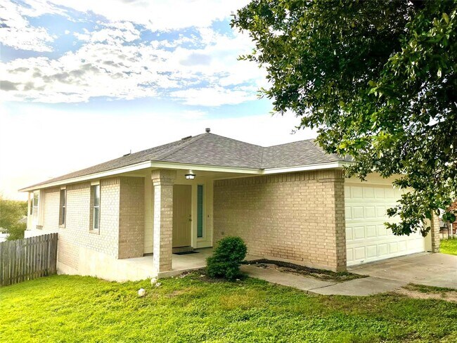Building Photo - 317 Tudor House Rd