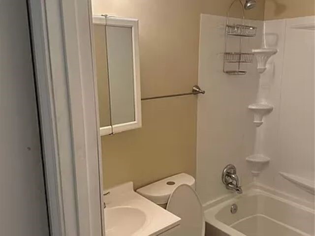 Building Photo - 1211 Saint Michael Dr