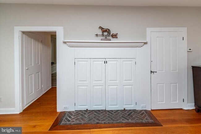 Building Photo - 180 Municipal Rd