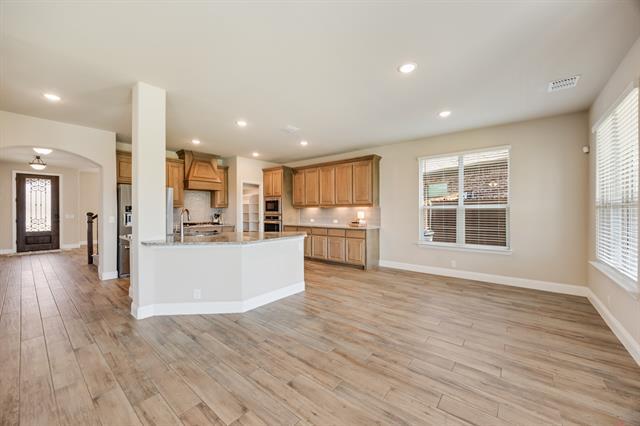 Building Photo - 176 Summit Ct