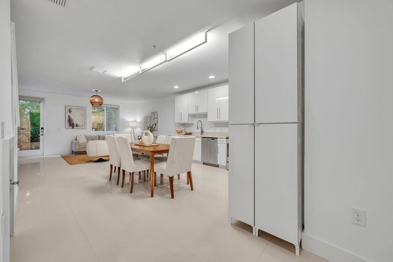 Garage Entrance - 438 W Swoope Ave