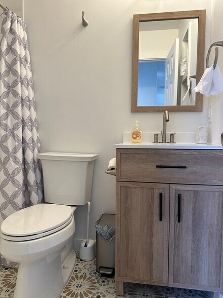 Building Photo - 10111 Golden Meadow Dr