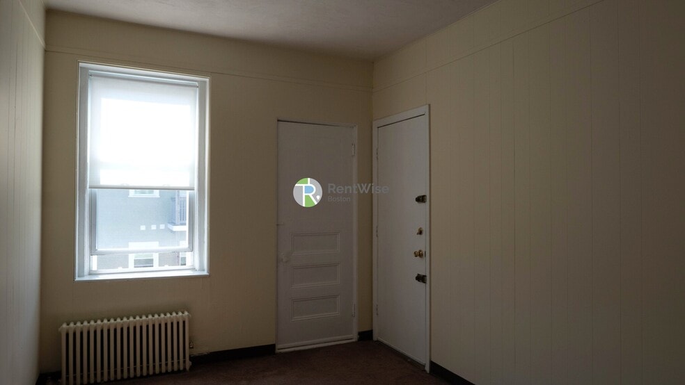 Building Photo - 1124 Commonwealth Ave