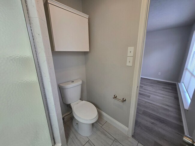 Building Photo - 13439 Blossomheath Ln