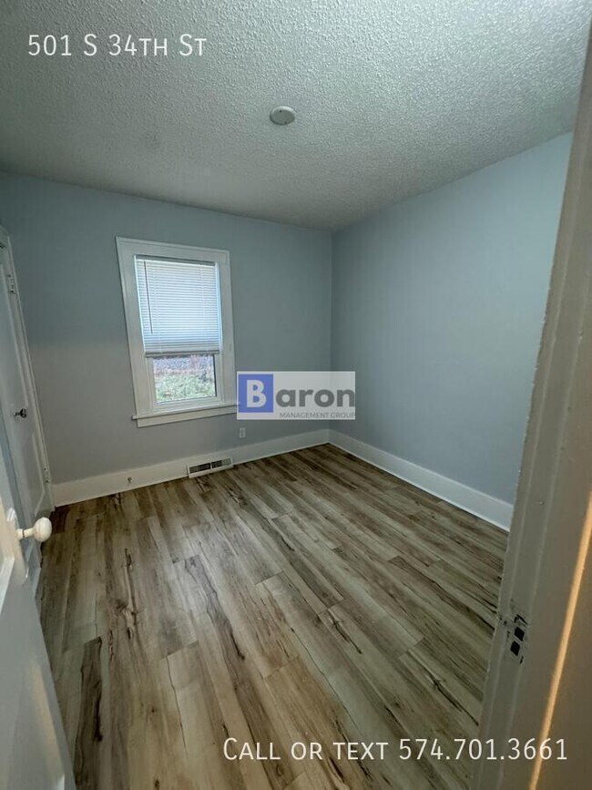 Building Photo - 501 S 34th St