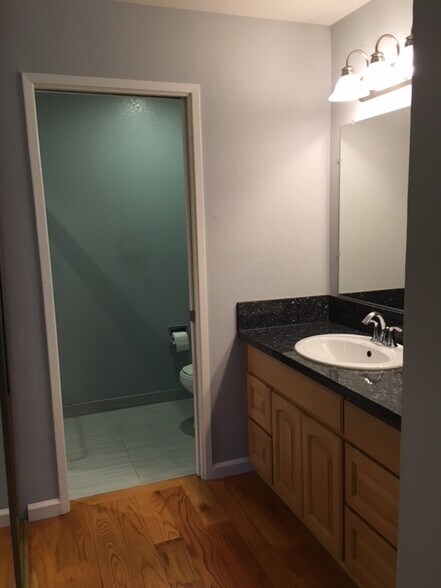 Building Photo - 22650 Silver Oak Ln