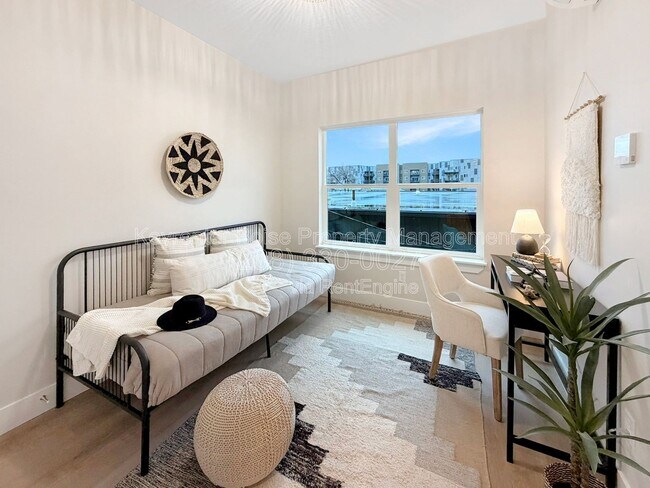 Building Photo - 4341 Greentrail